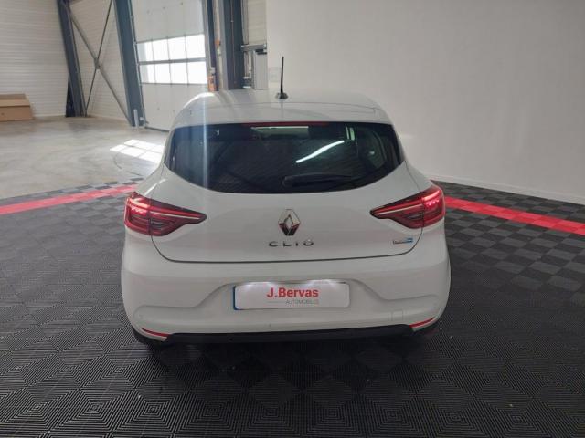 Renault Clio image 8