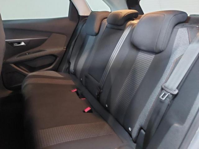 Peugeot 3008 image 4
