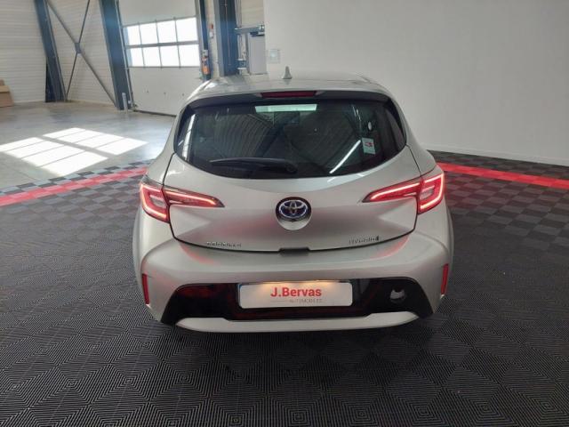 Toyota Corolla image 2