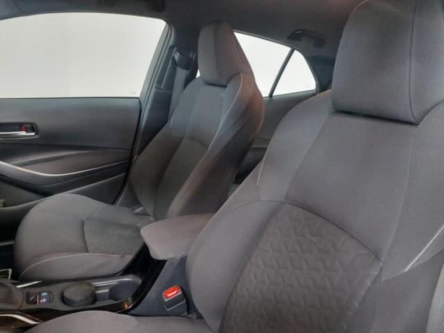Toyota Corolla image 6