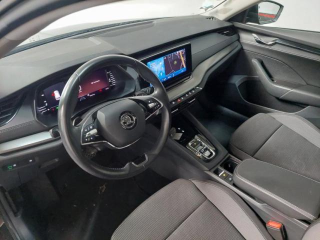 Skoda Octavia image 6