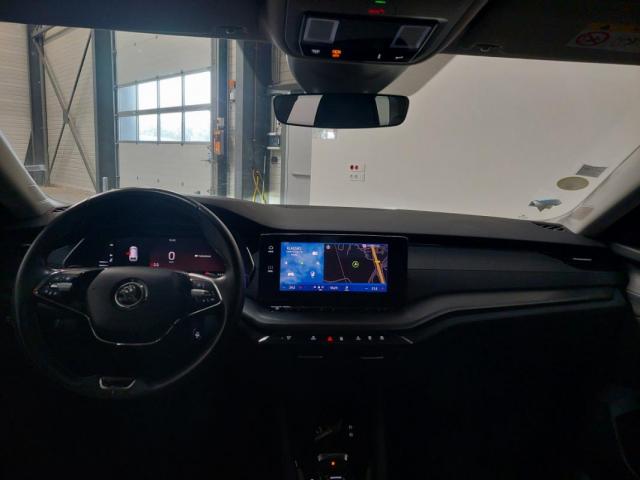 Skoda Octavia image 5