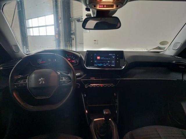 Peugeot 2008 image 7