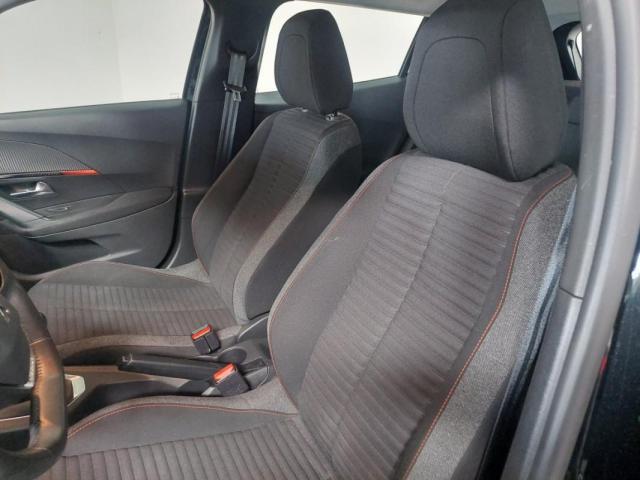 Peugeot 2008 image 1