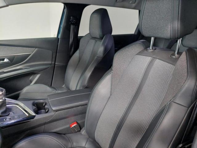 Peugeot 5008 image 8
