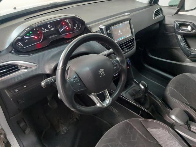 Peugeot 2008 image 9