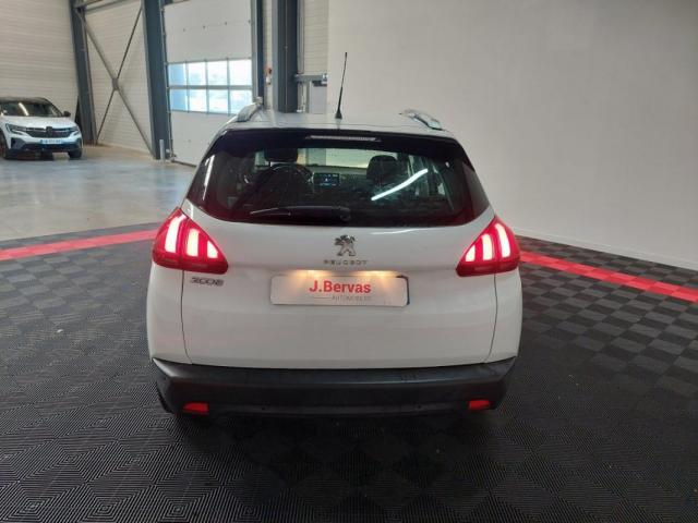 Peugeot 2008 image 6