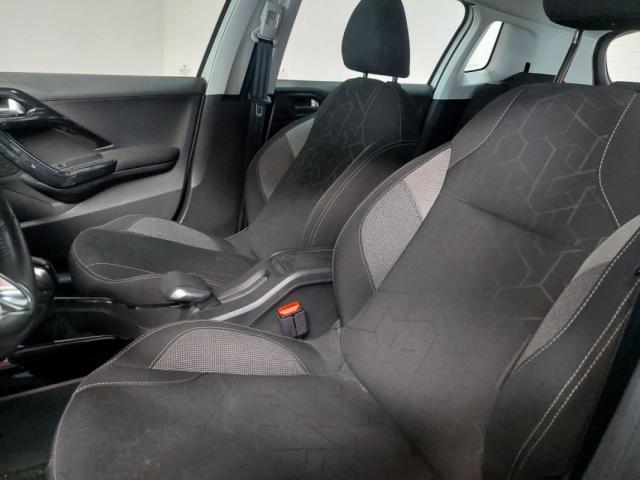 Peugeot 2008 image 5