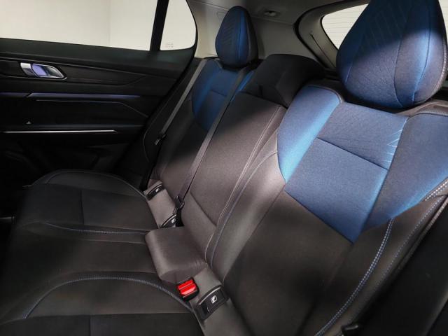 Lynk & Co 01 image 4