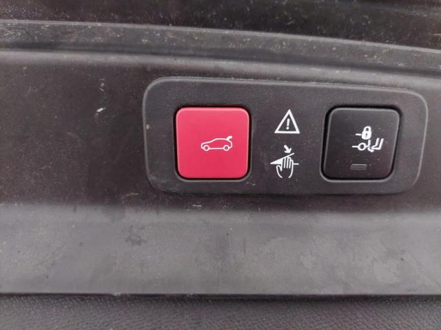 Peugeot 5008 image 2