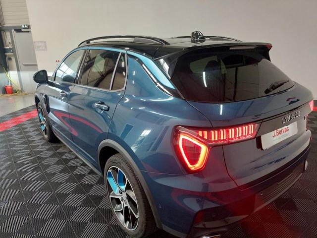 Lynk & Co 01 image 3