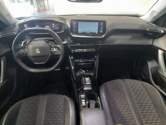Peugeot 2008 image 7