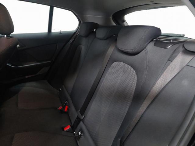 Bmw Série 1 image 8