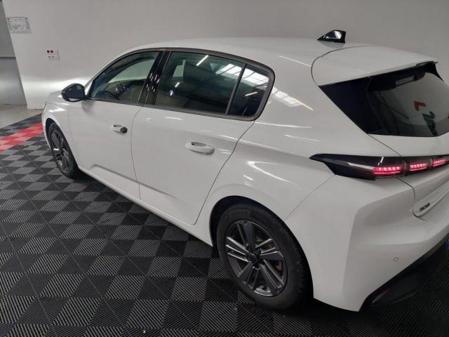 Peugeot 308 image 2