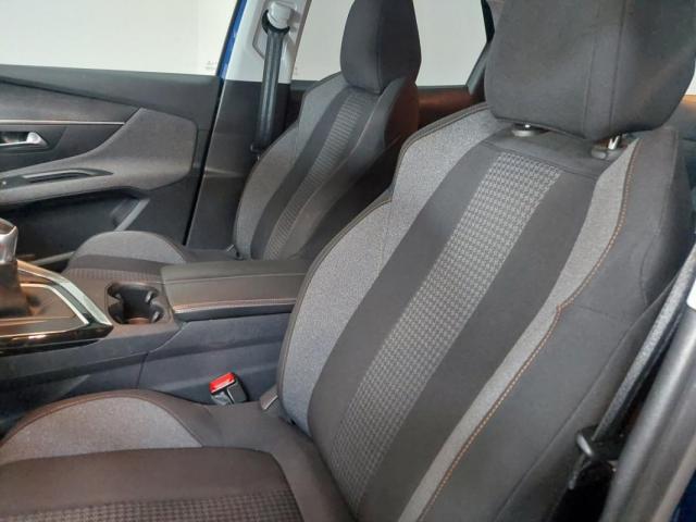 Peugeot 3008 image 2