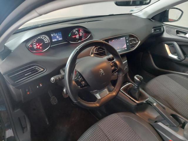 Peugeot 308 image 3