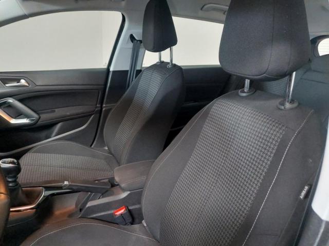 Peugeot 308 image 4