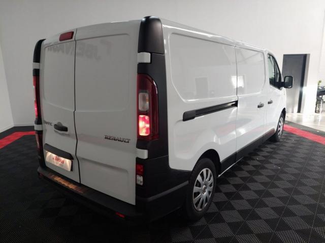 Renault Trafic image 8
