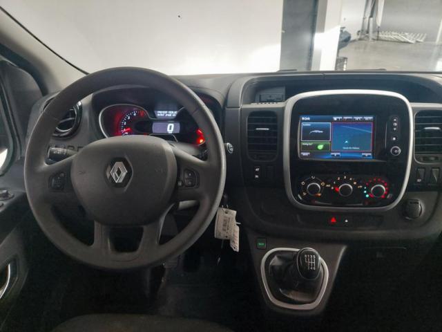 Renault Trafic image 9