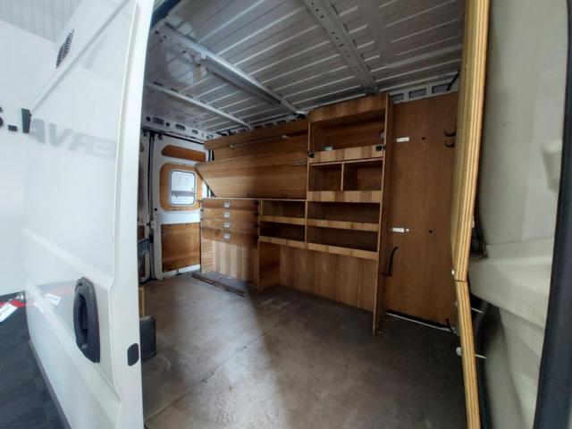 Peugeot Boxer image 3