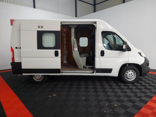 Peugeot Boxer image 2