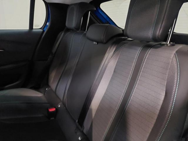 Peugeot E-208 image 2