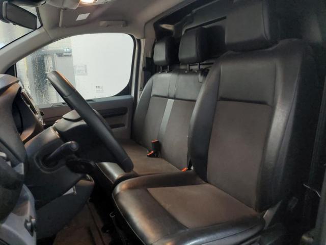 Peugeot Expert image 1