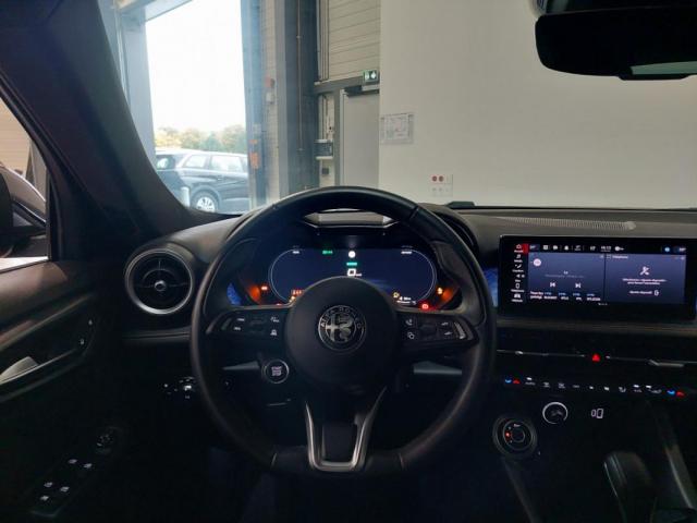 Alfa Romeo Tonale image 7