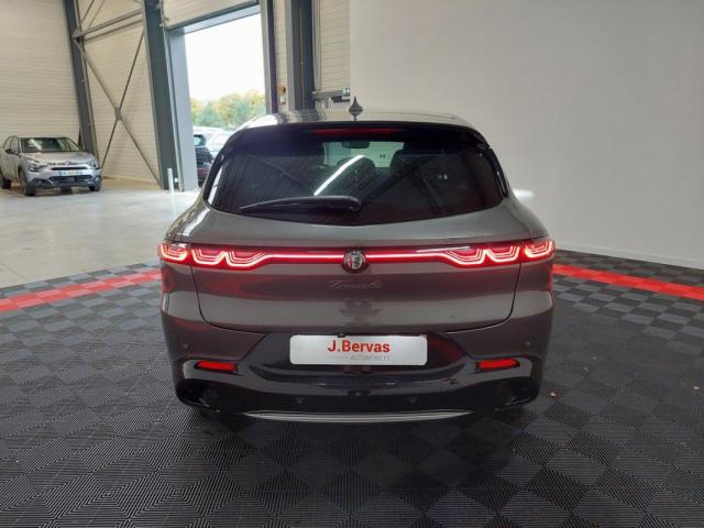 Alfa Romeo Tonale image 6