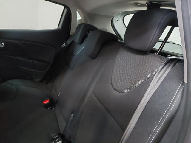 Renault Clio image 9