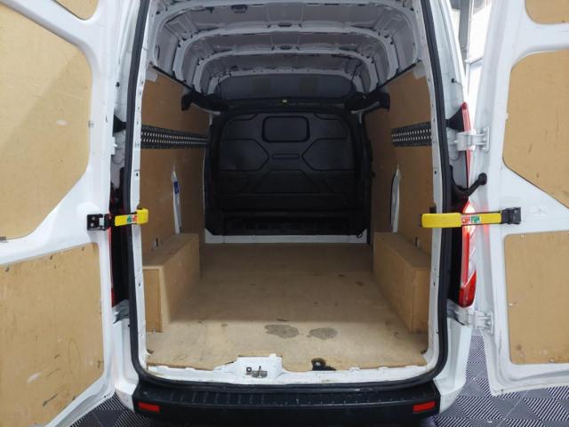 Ford Transit Custom image 9