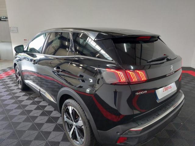 Peugeot 3008 image 2