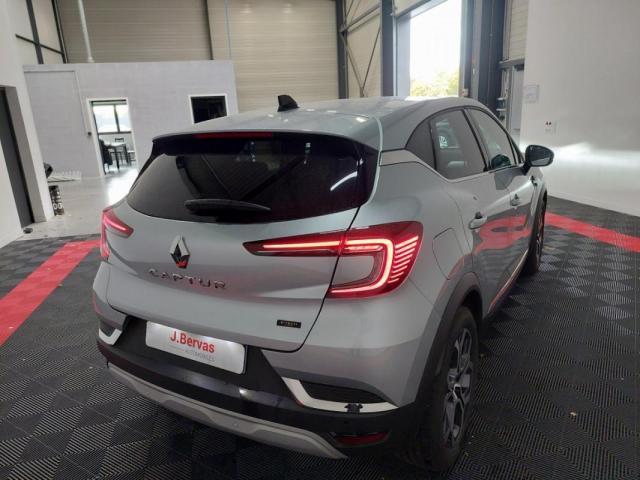 Renault Captur image 7
