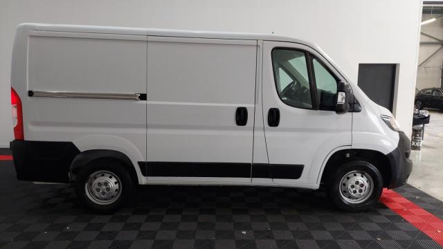 Peugeot Boxer image 8