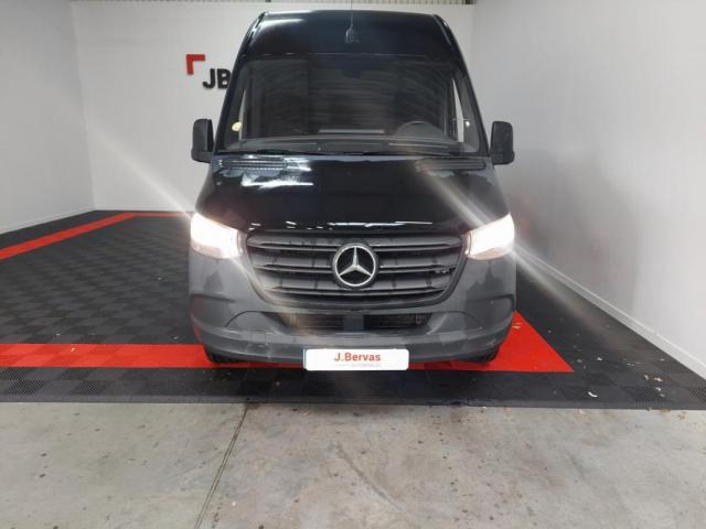 Mercedes Benz Sprinter image 7