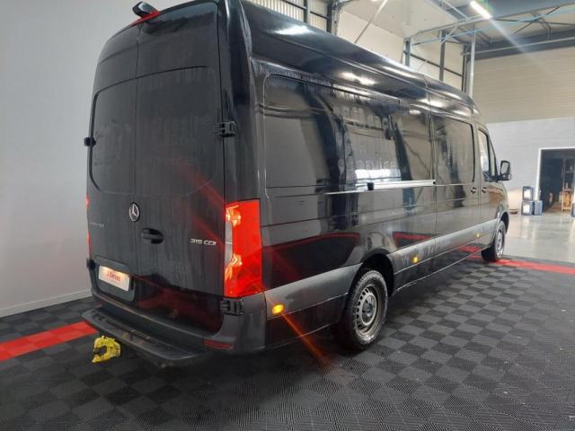 Mercedes Benz Sprinter image 6