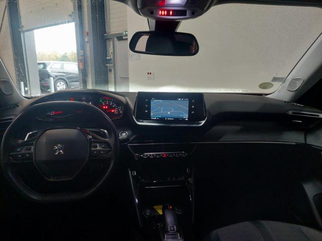 Peugeot 2008 image 3