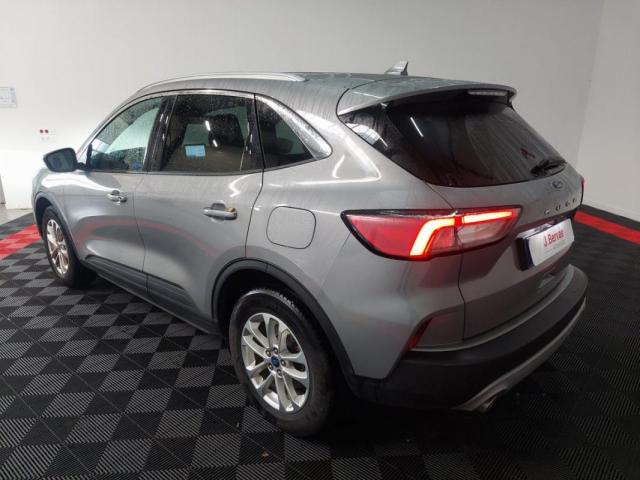 Ford Kuga image 7