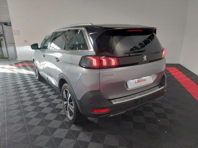 Peugeot 5008 image 2