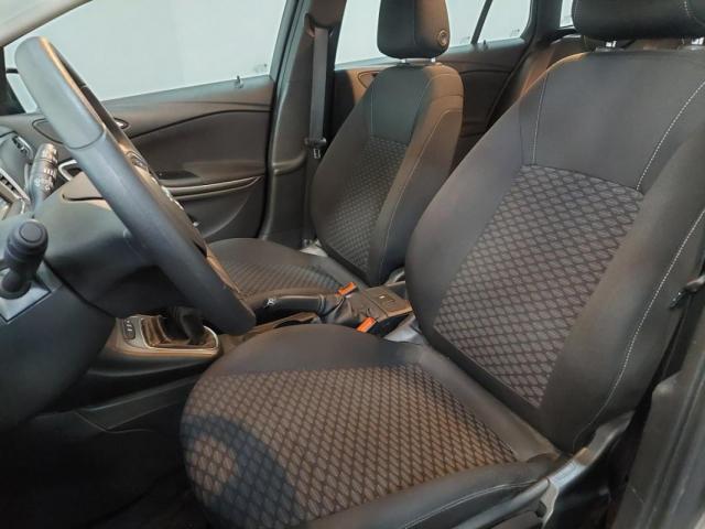 Opel Astra Sports Tourer image 3