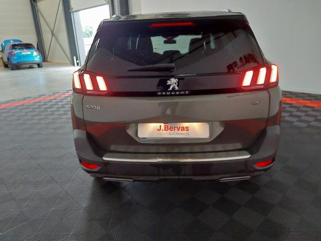 Peugeot 5008 image 1