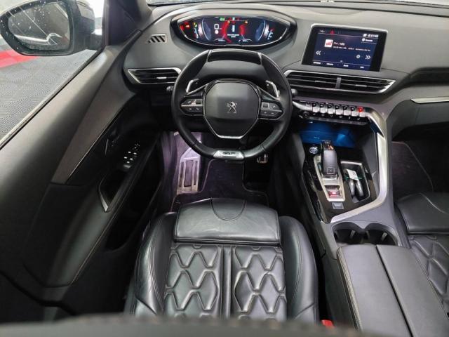 Peugeot 5008 image 8