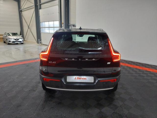 Volvo Xc40 image 1