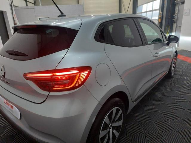 Renault Clio image 8