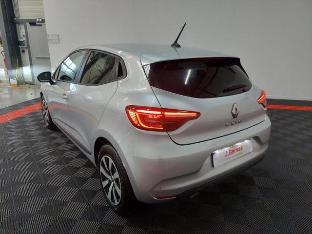 Renault Clio image 2