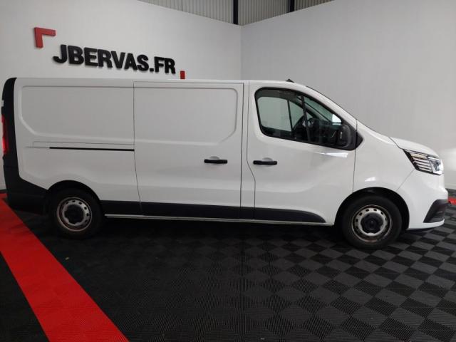 Renault Trafic image 1