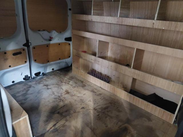 Renault Express image 9