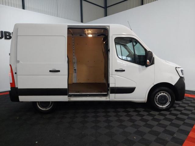 Renault Master image 7