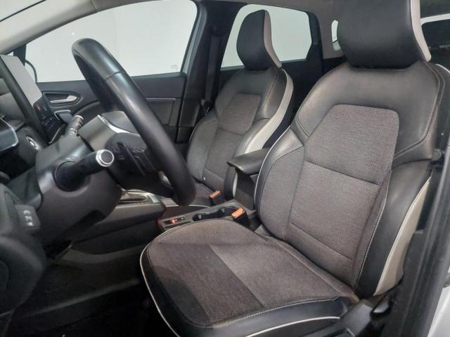 Renault Captur image 6