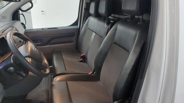 Citroen Jumpy image 9
